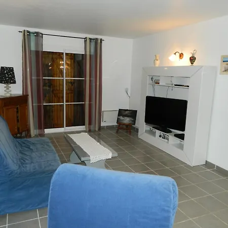 Casa de Férias Maison Familiale Spacieuse à Avec Jardin 120 M²